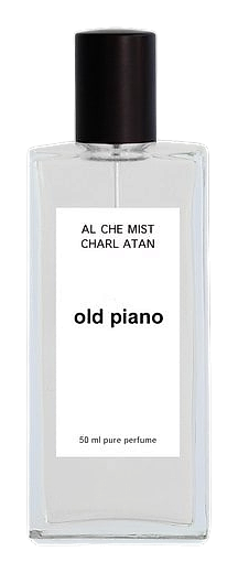 Old Piano by FUMparFUM