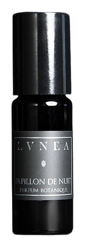 Papillon de Nuit by Lvnea