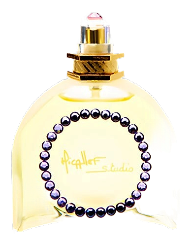 Royal Amber by M. Micallef