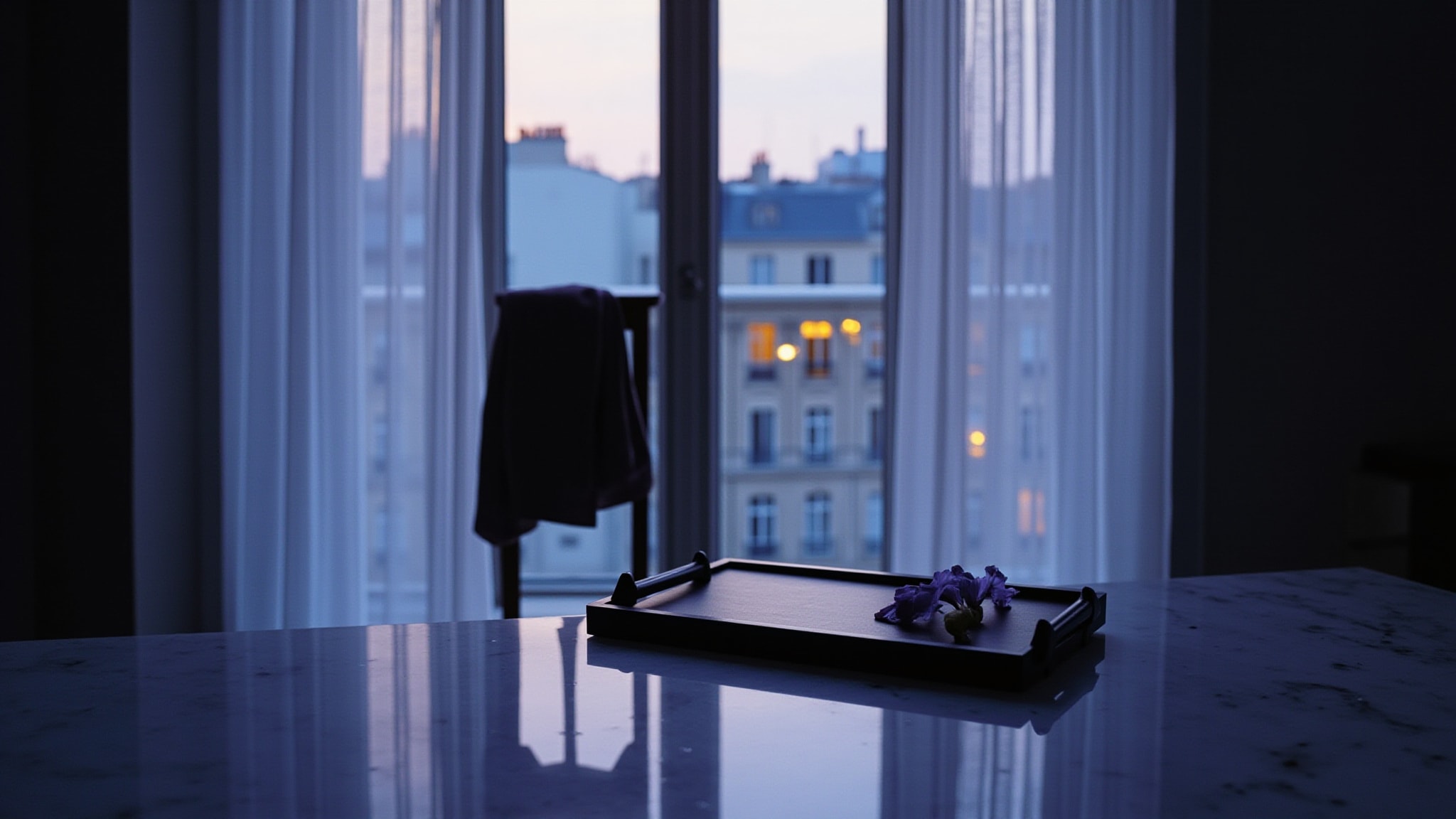 24 by The Fragrance Kitchen. Atmospheric mood