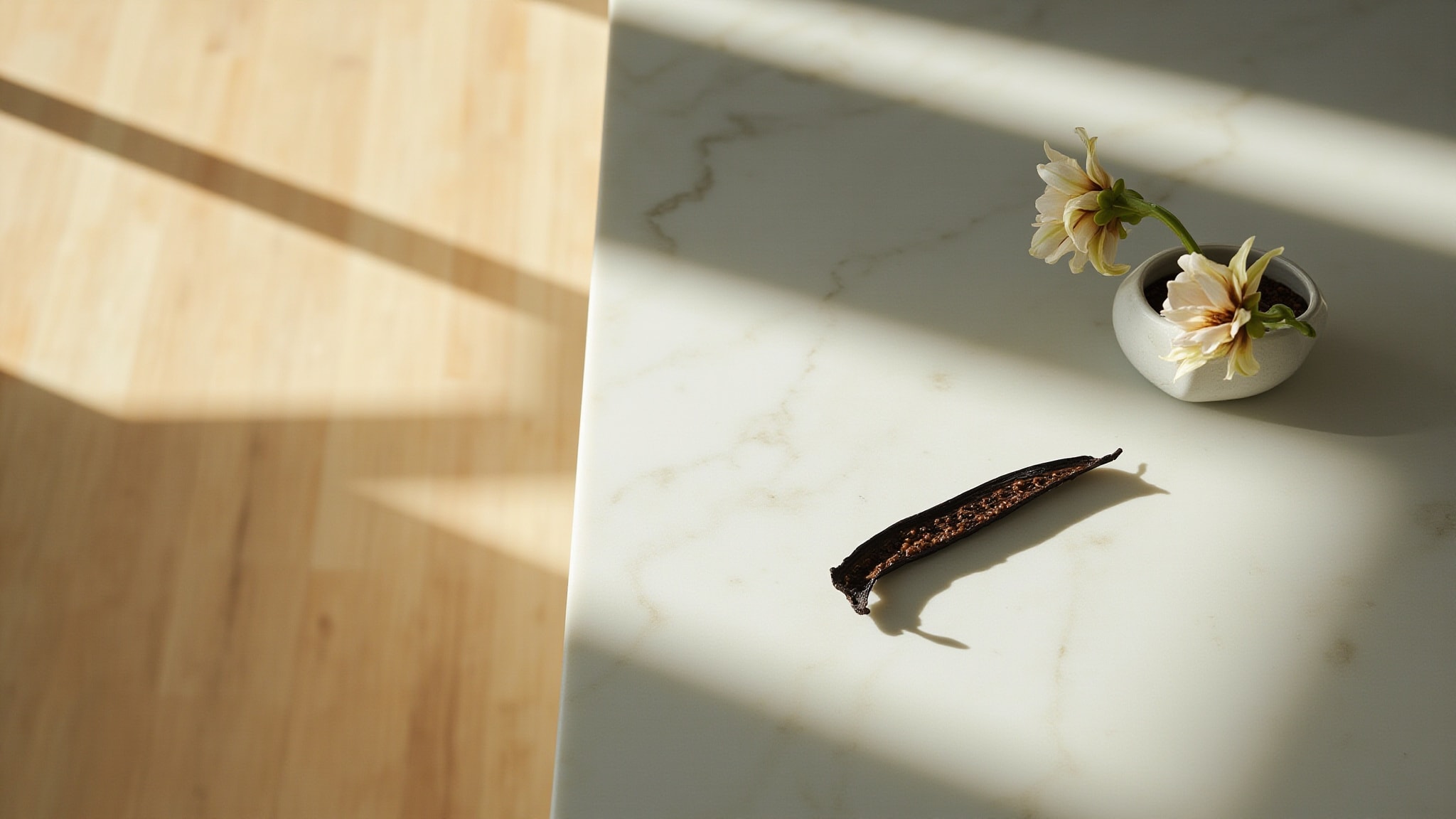 Måd by ånd fragrances. Atmospheric mood