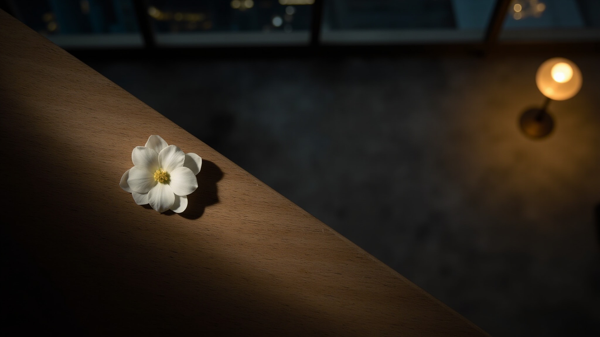 Jasmin XXX by Altra. Atmospheric mood