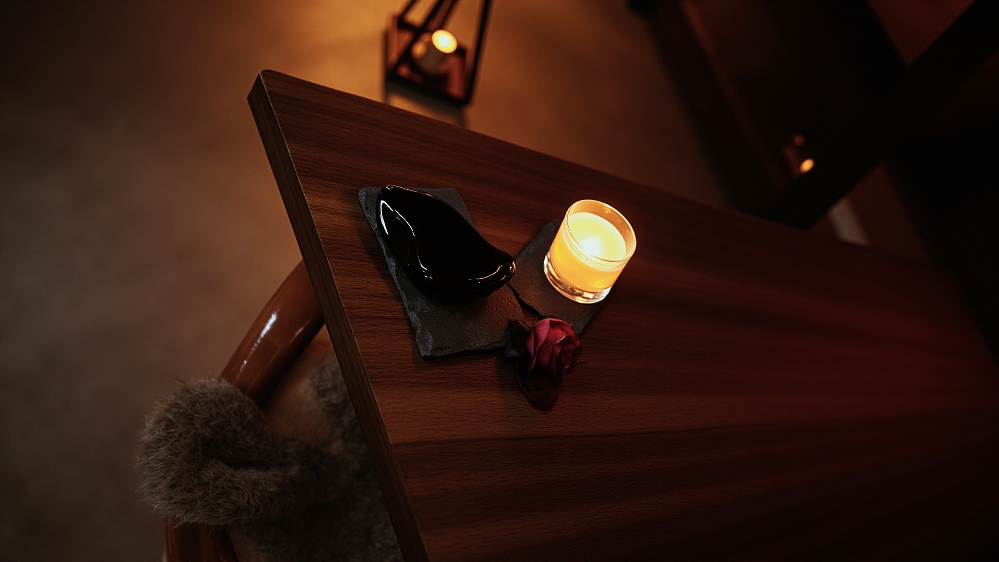 No.14 Obsidian by Arcadia. Atmospheric mood