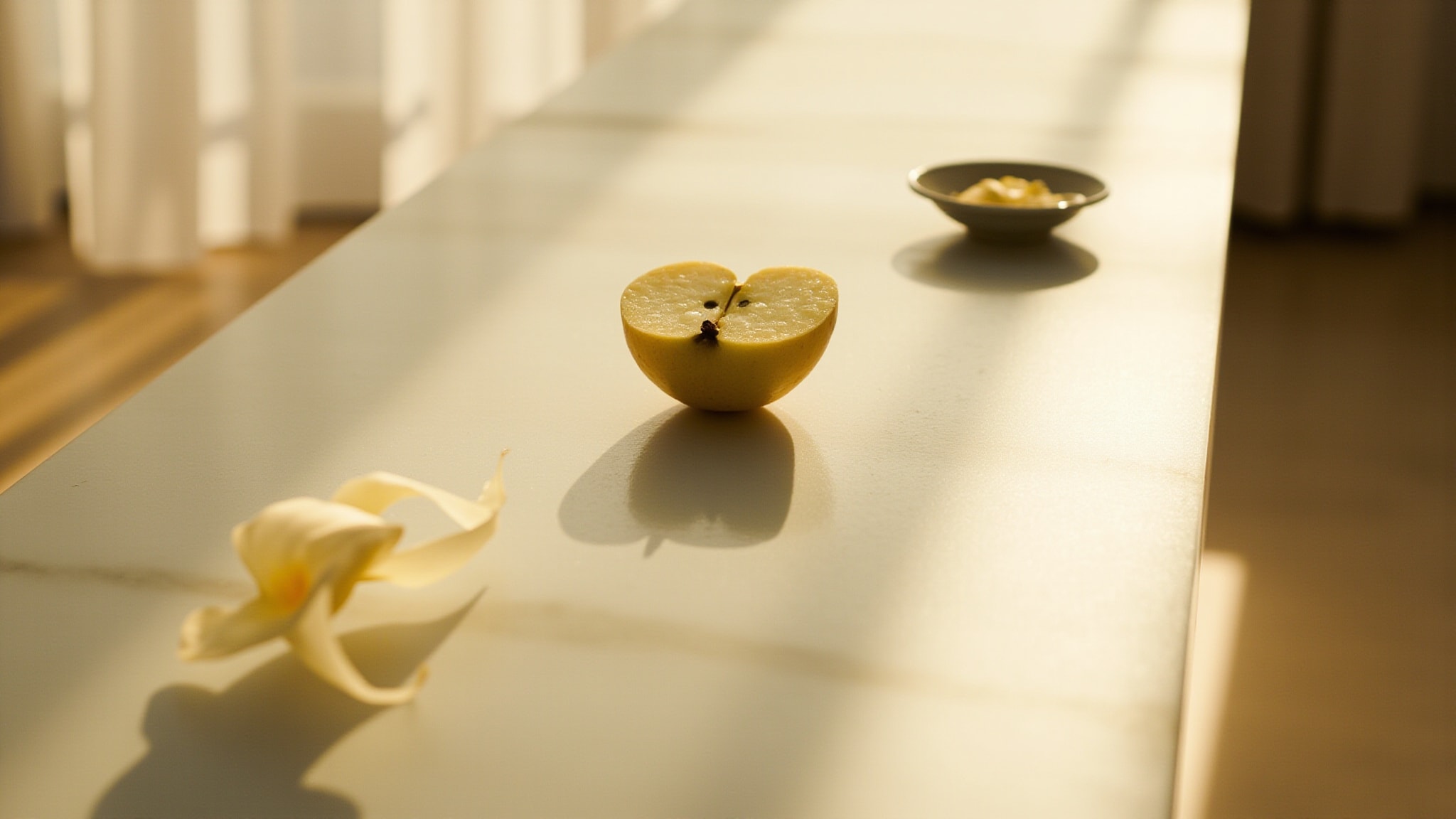 Apples Crave Flora by Arcana Craves. Atmospheric mood