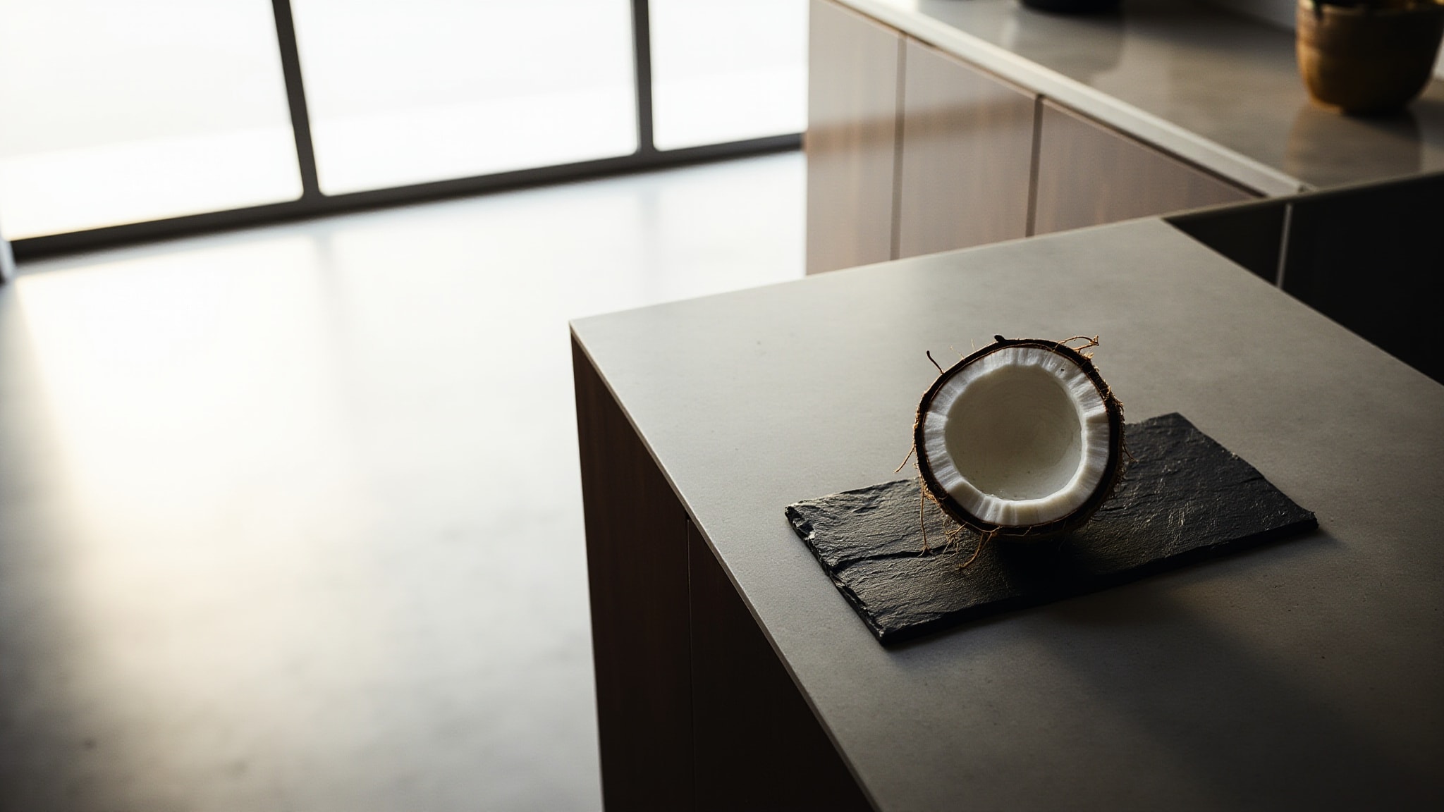 Color Feeling Black by Brocard. Atmospheric mood