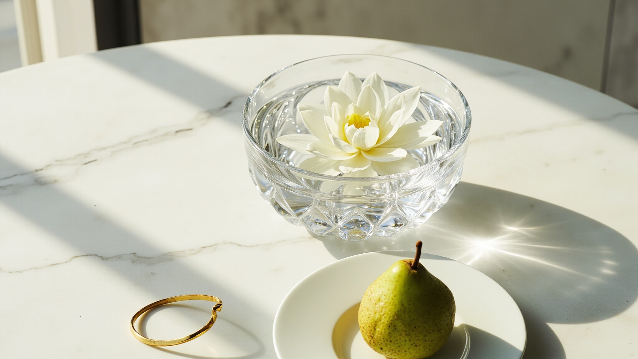Omnia Crystalline by Bvlgari. Atmospheric mood