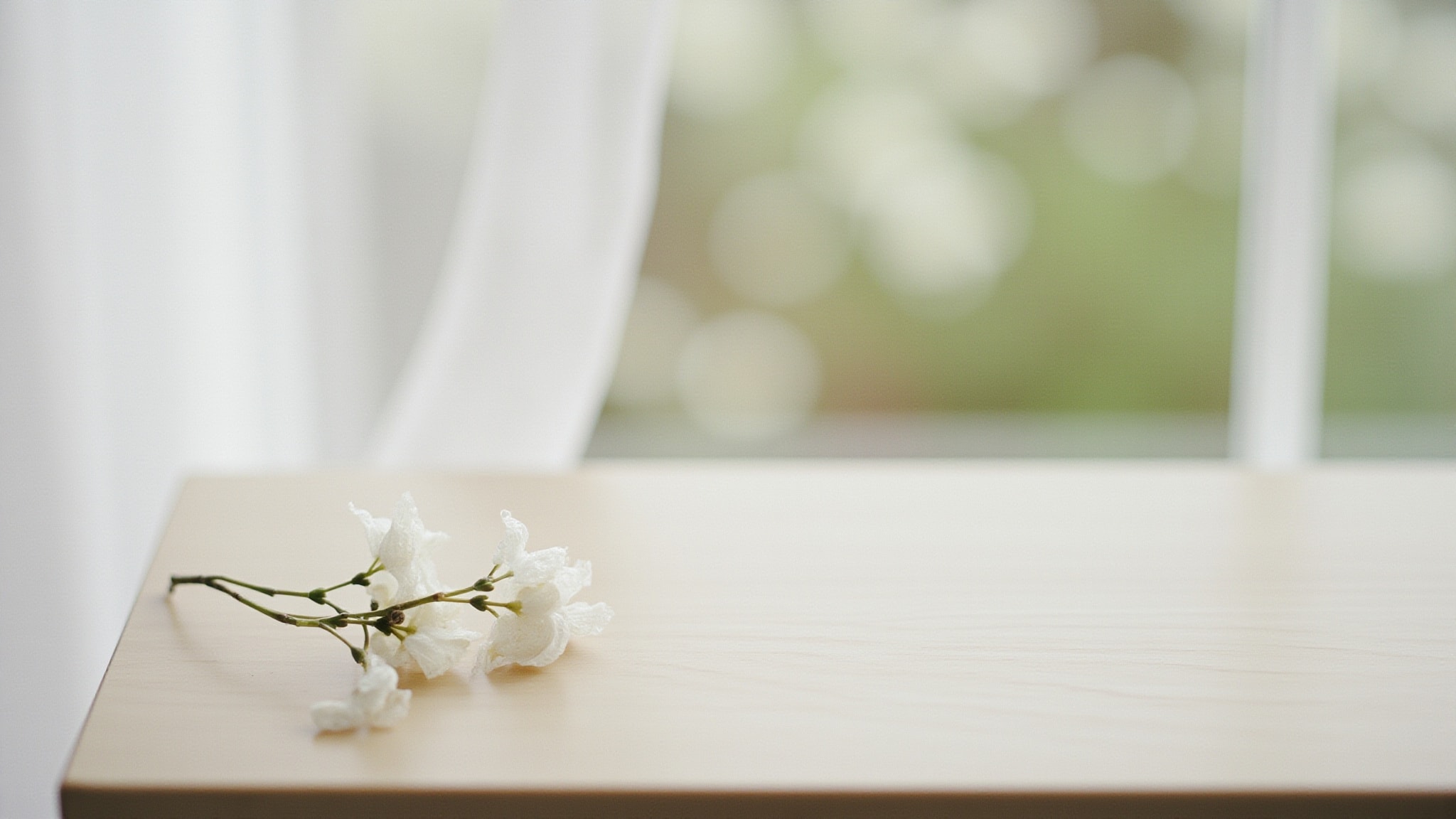 Inflorescence by Byredo. Atmospheric mood