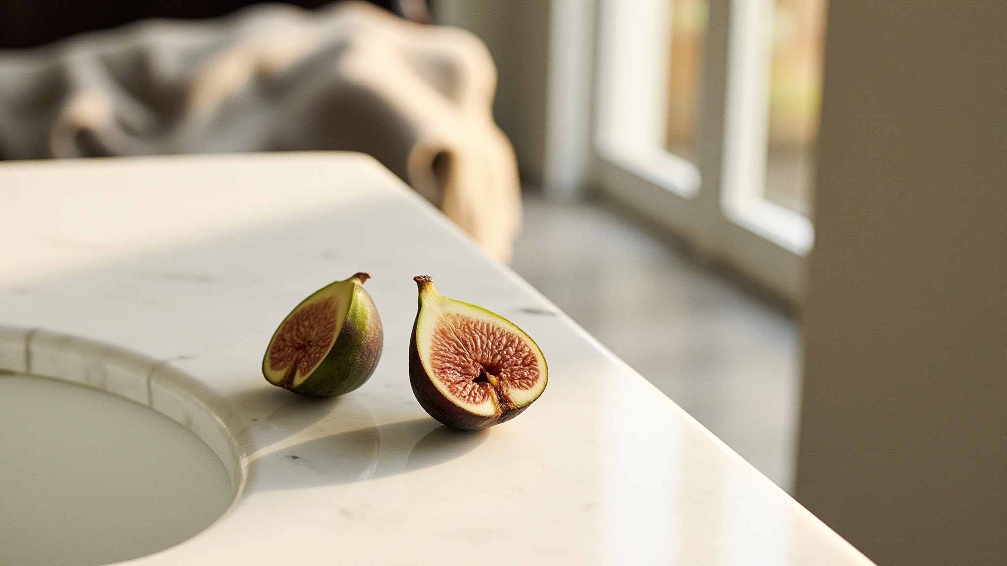 Cashmere Fig by C.O.Bigelow. Atmospheric mood