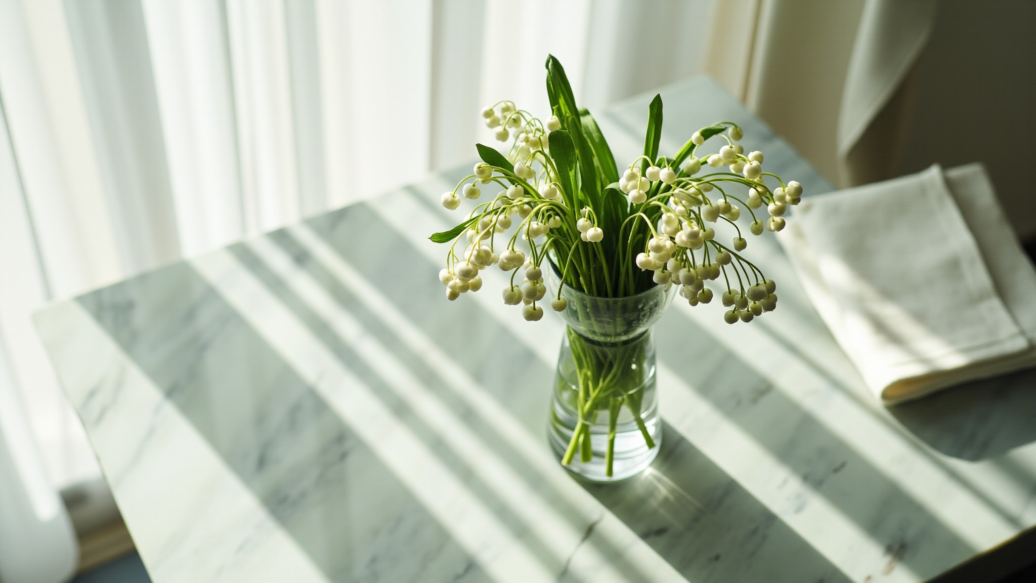 Pur Muguet by Cartier. Atmospheric mood