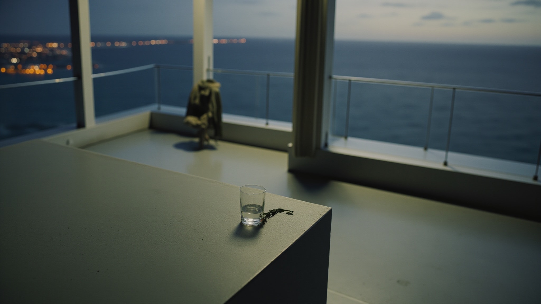 Beyond Paradise For Men by Estée Lauder. Atmospheric mood