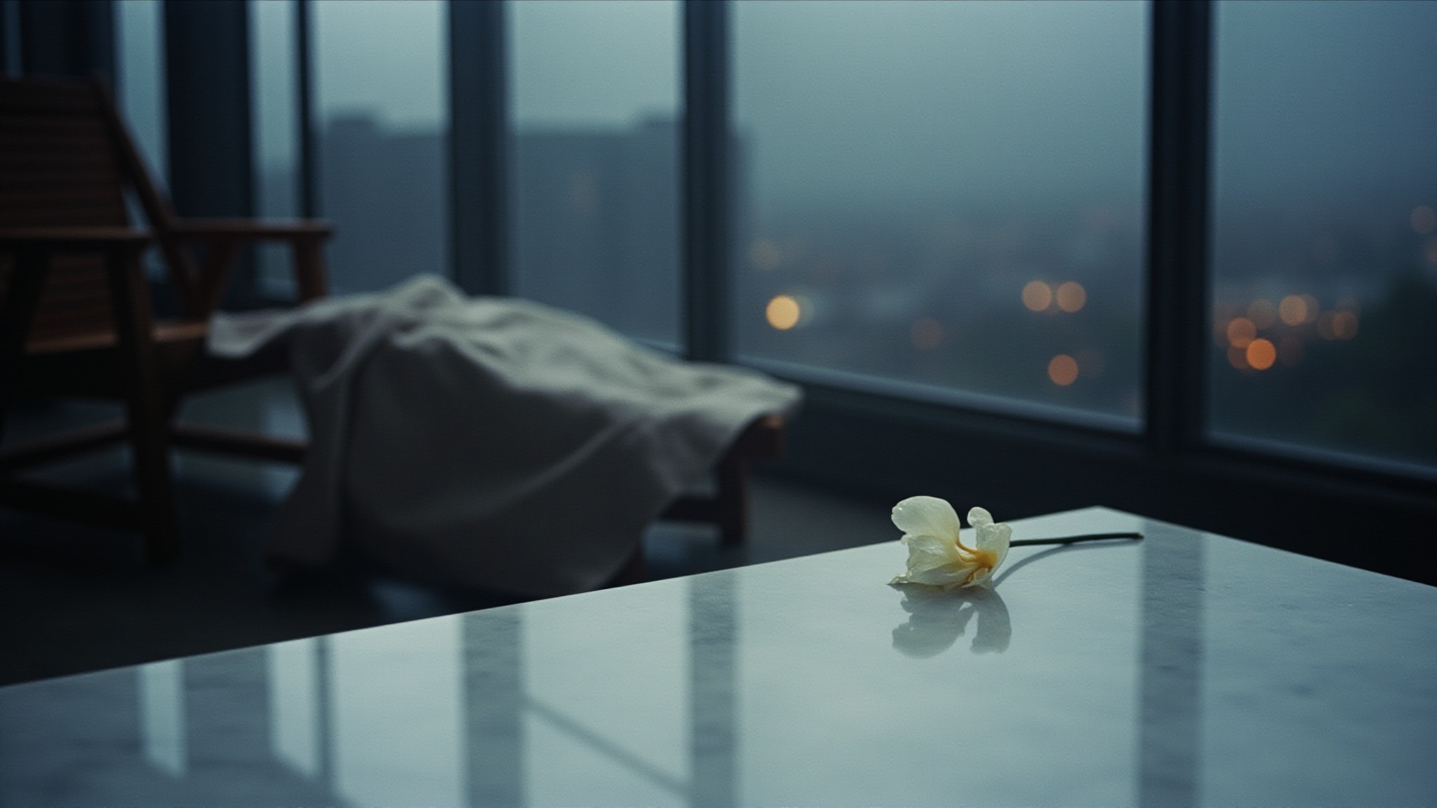 Pioggia Forte Extrait de Parfum by Filippo Sorcinelli. Atmospheric mood