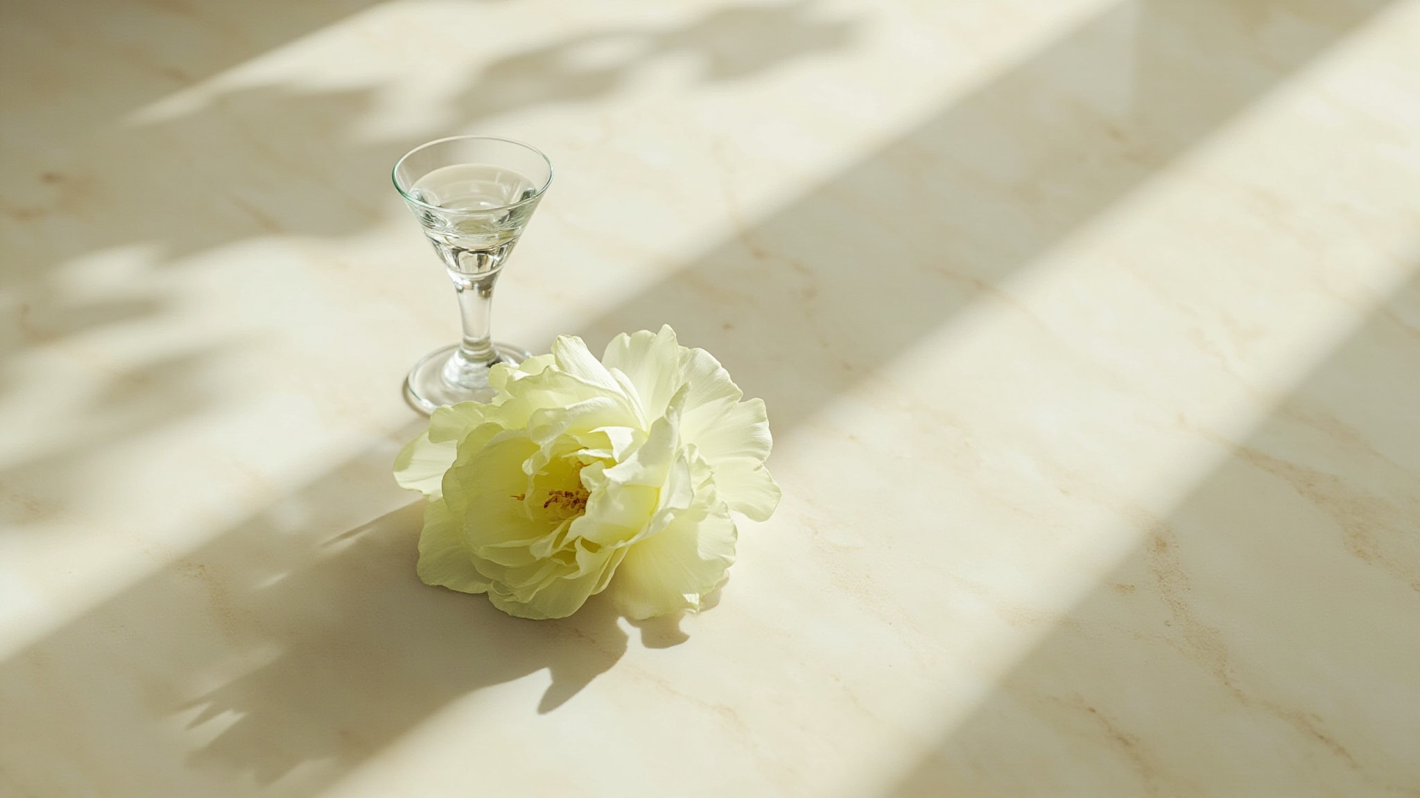Tuberose in Silk by Floris. Atmospheric mood