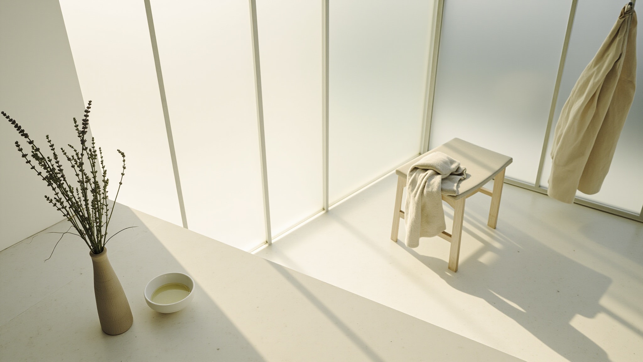 Pearl Grey by Ganache Parfums. Atmospheric mood