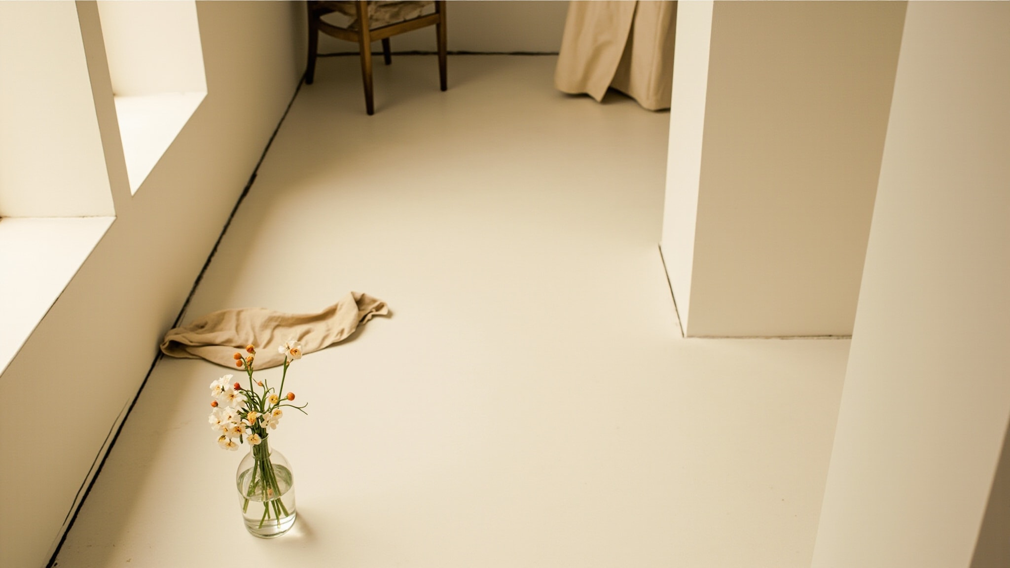 Les Colognes Neroli by Goutal. Atmospheric mood
