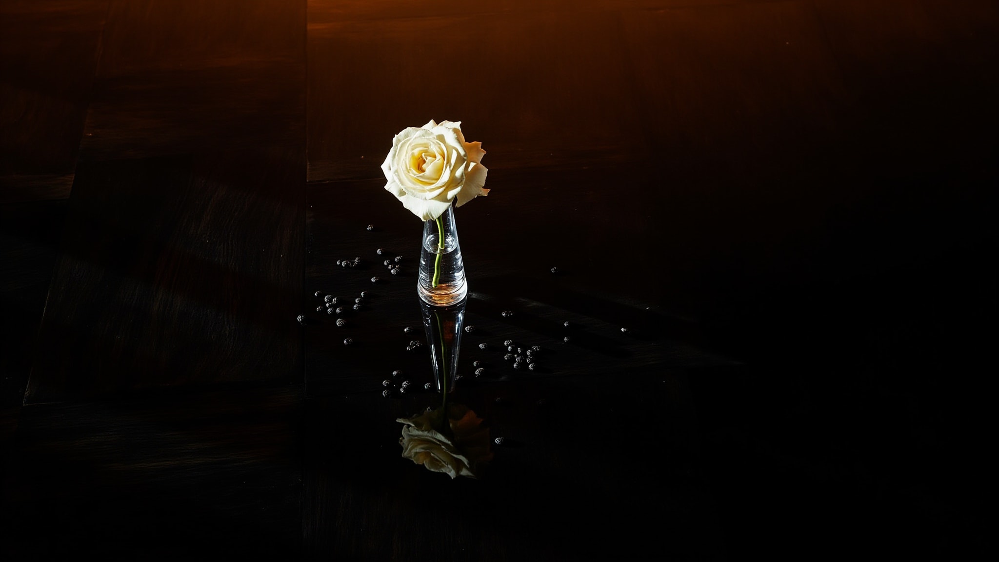 Isabey Lys Noir by Isabey. Atmospheric mood