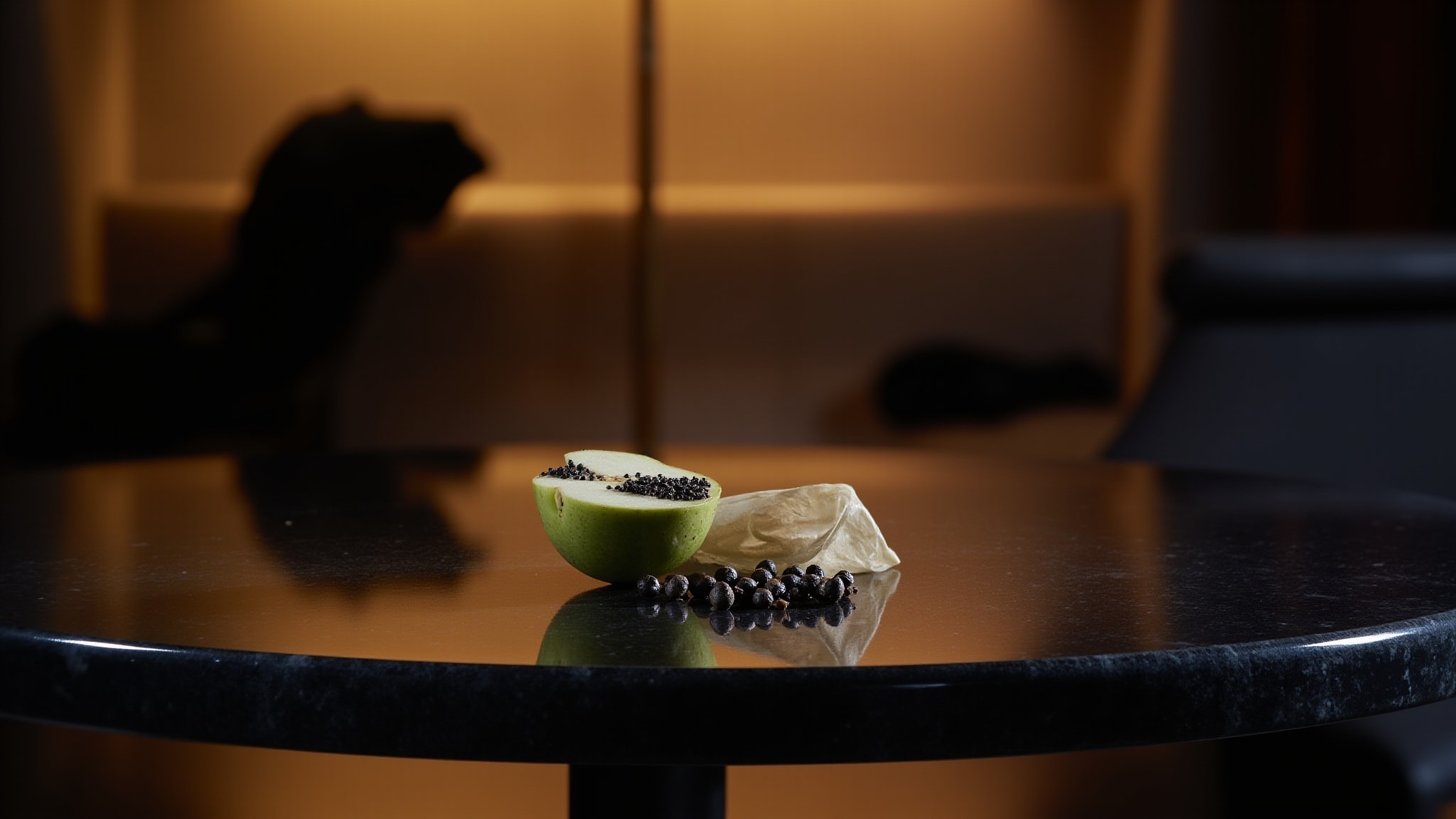 Night Club by Jeanne Arthes. Atmospheric mood