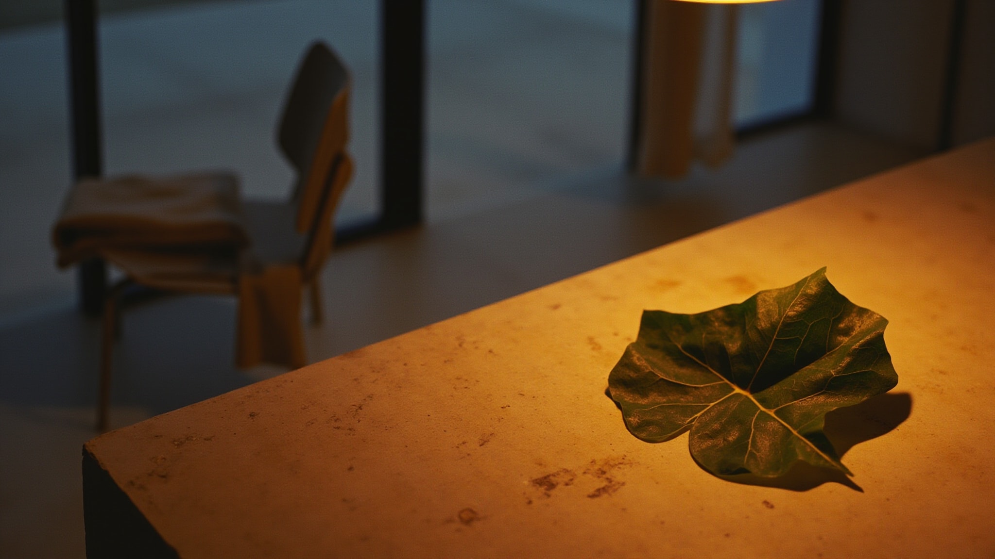 Grey Senses by La Manufacture. Atmospheric mood