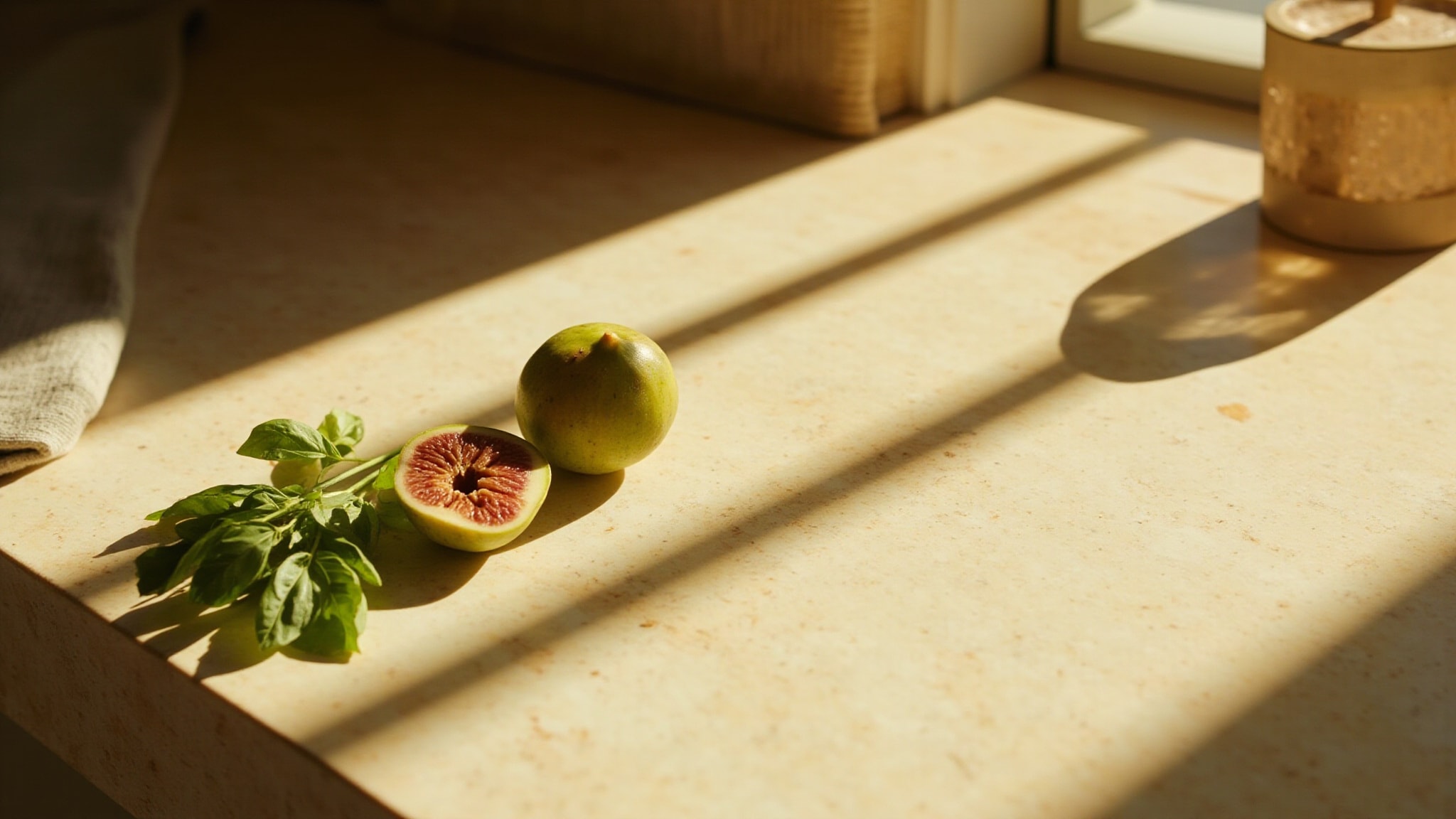 Divinum Ficus by Laura Biagiotti. Atmospheric mood