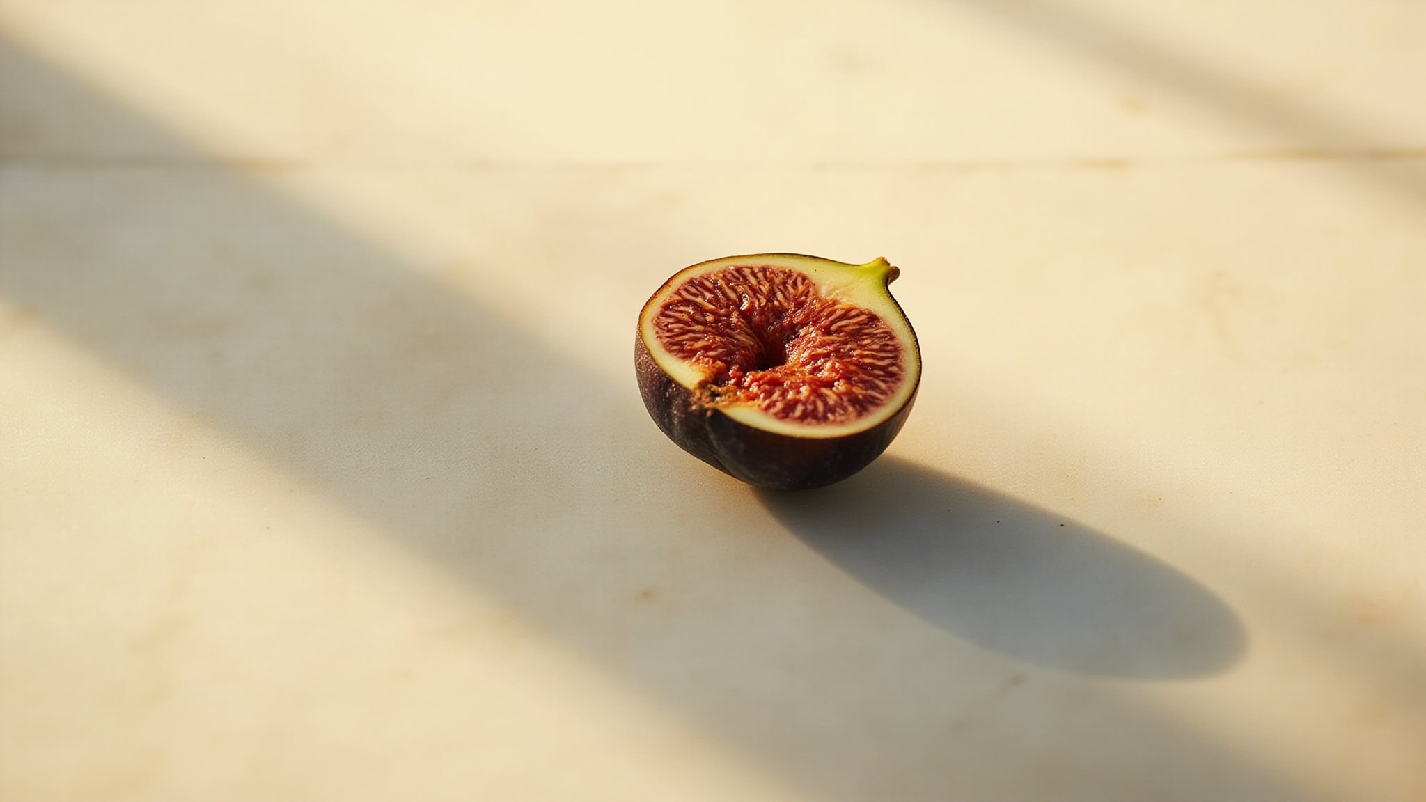 Eau Gourmande Fresh Fig by Laura Mercier. Atmospheric mood