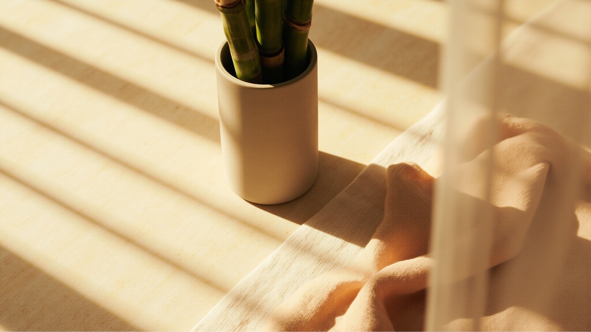 Le Lis Blanc 21 by Le Lis Blanc. Atmospheric mood