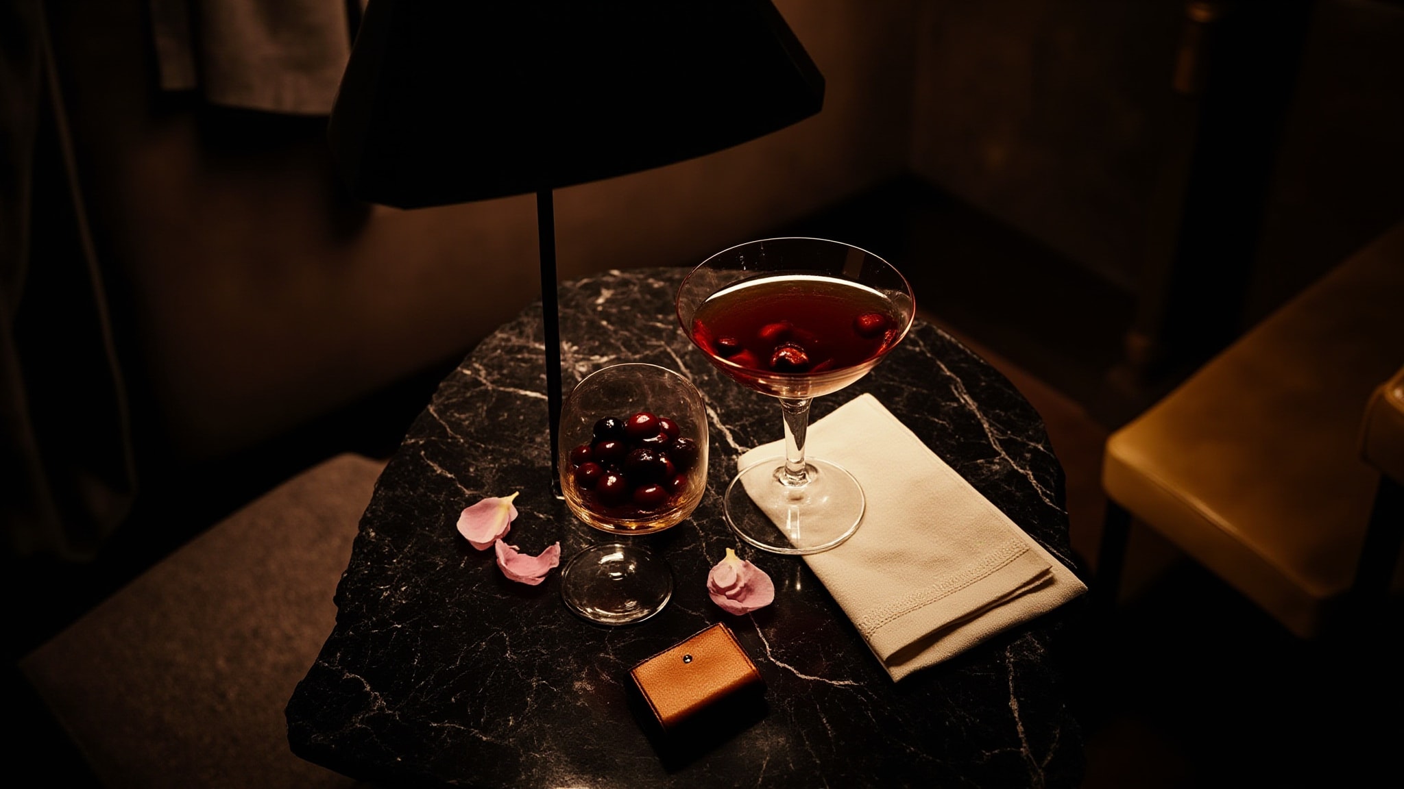 Le Monarque IV by Le Monarque. Atmospheric mood
