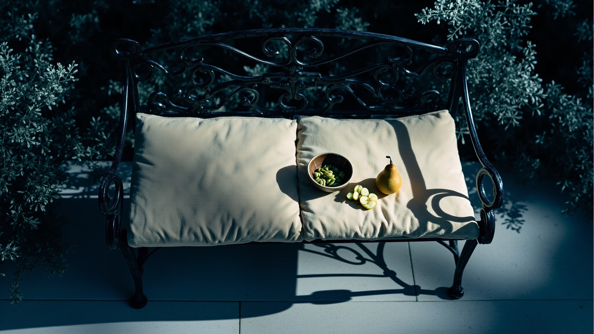 Lune d'Or by Ainash Parfums. Atmospheric mood