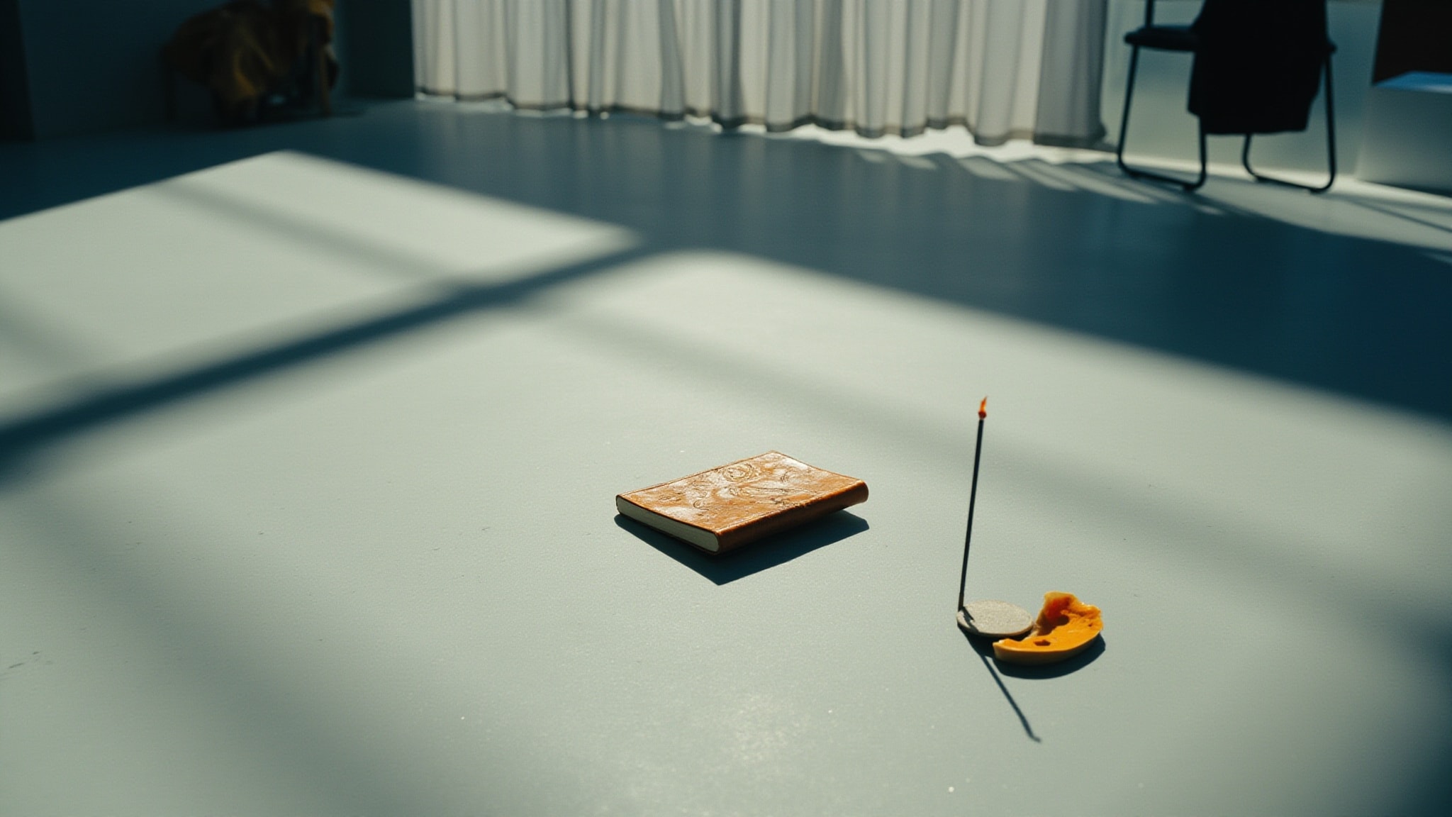 Ottoman Leather by Maïssa Parfums. Atmospheric mood