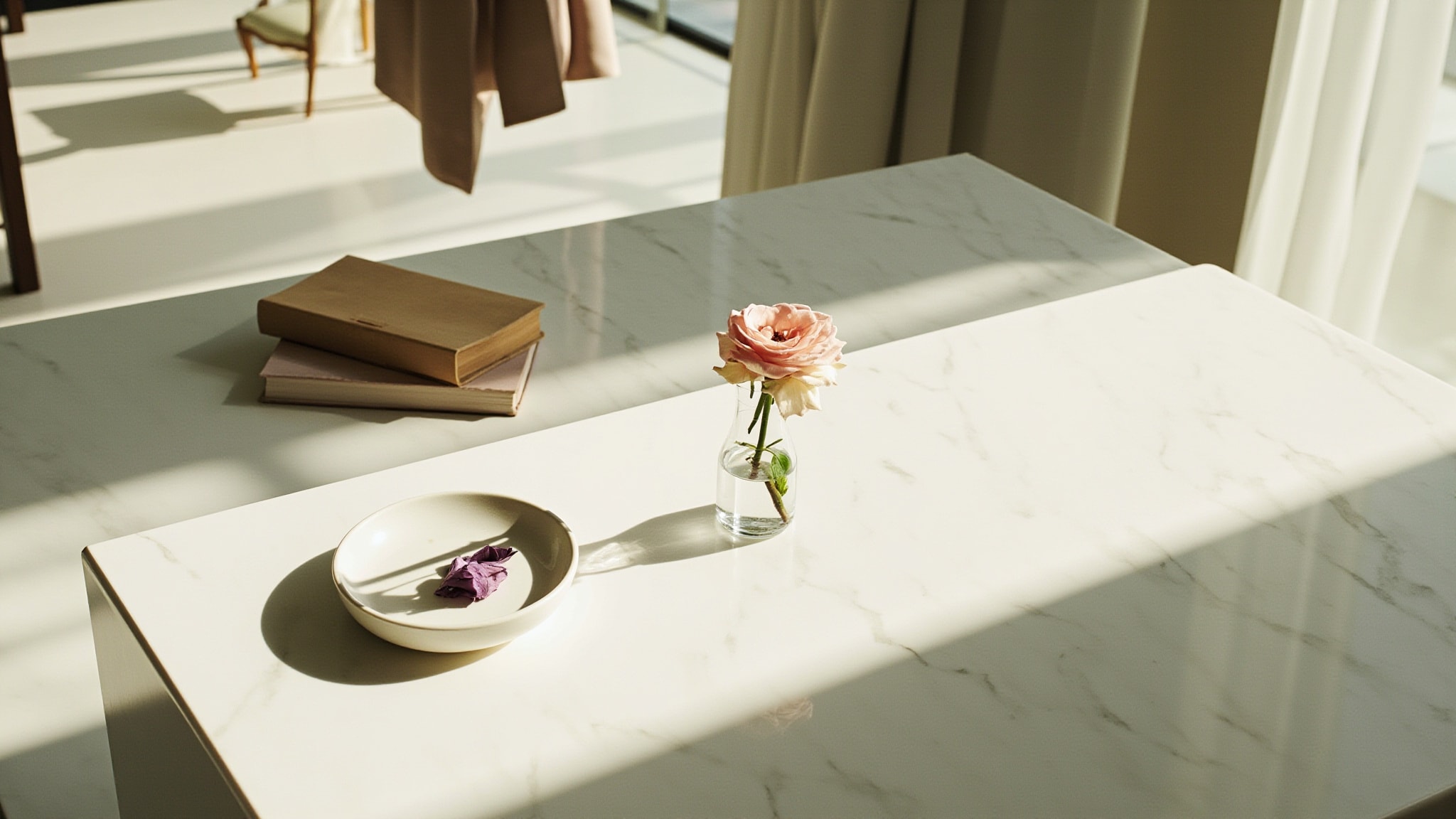 Collection De Roses by Mariella Burani. Atmospheric mood