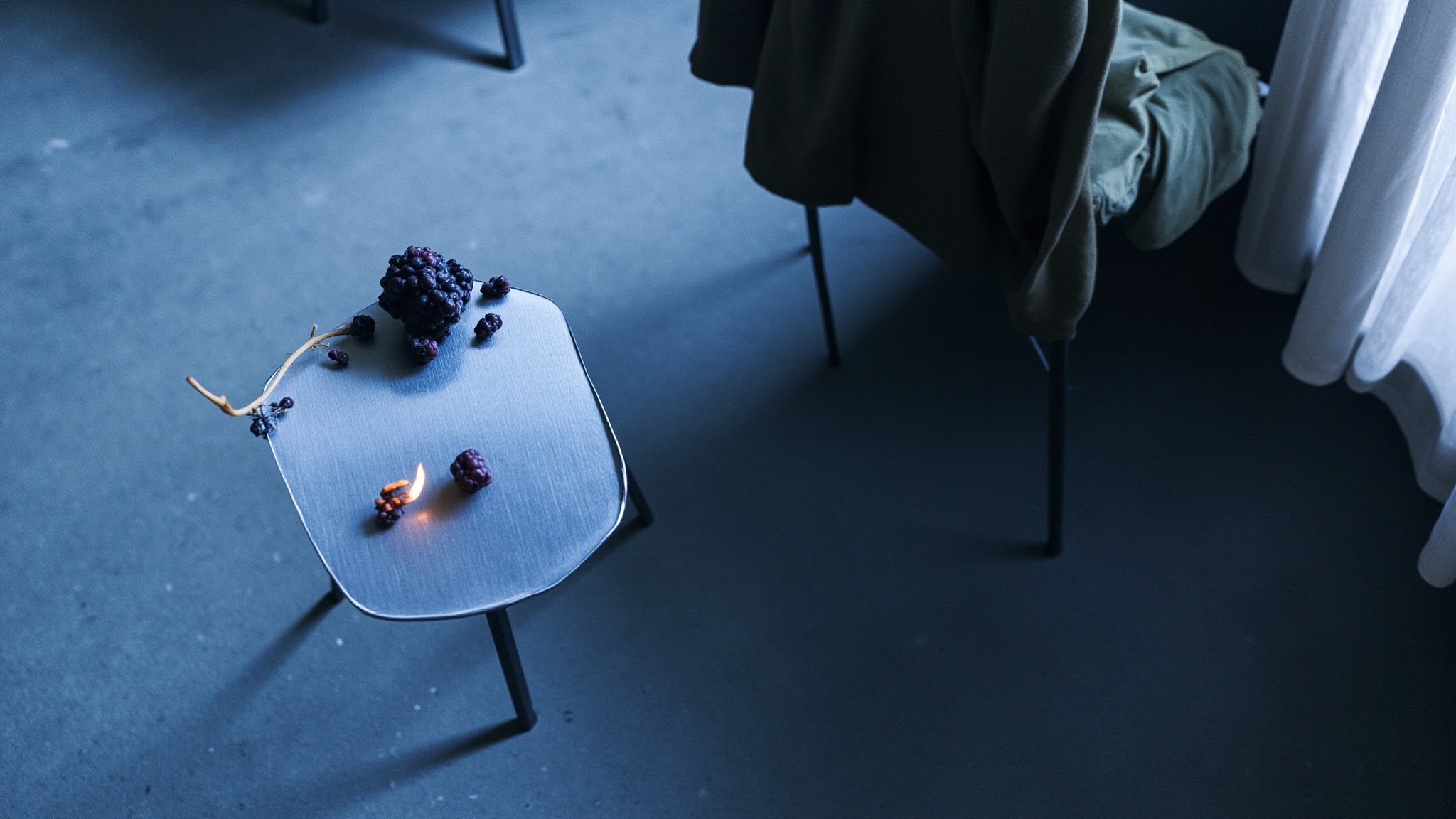 Unfold by Miguel Matos. Atmospheric mood