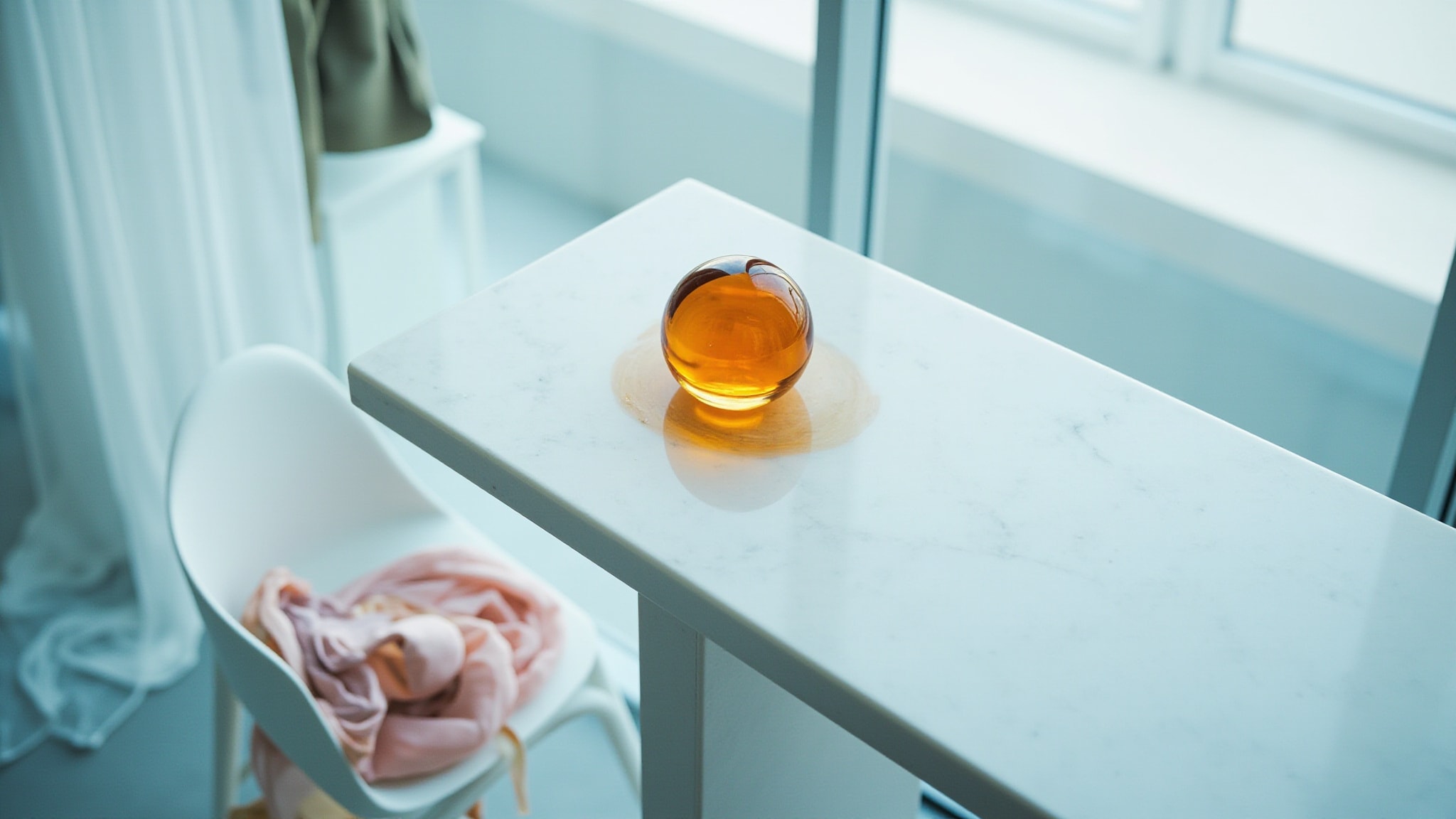 Amber Arabesque by Moresque. Atmospheric mood