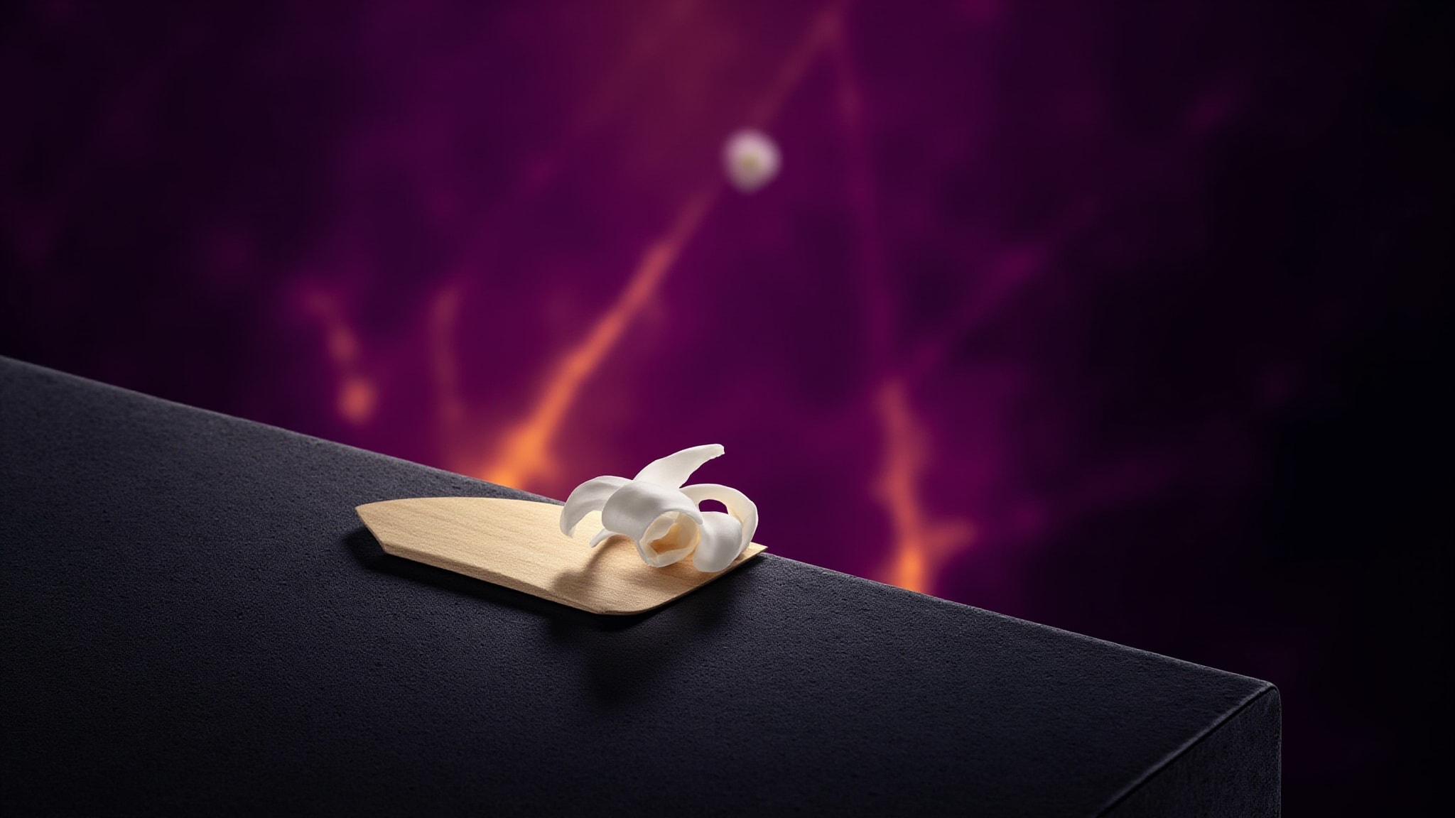 Alien Eau de Parfum Neon Edition by Mugler. Atmospheric mood