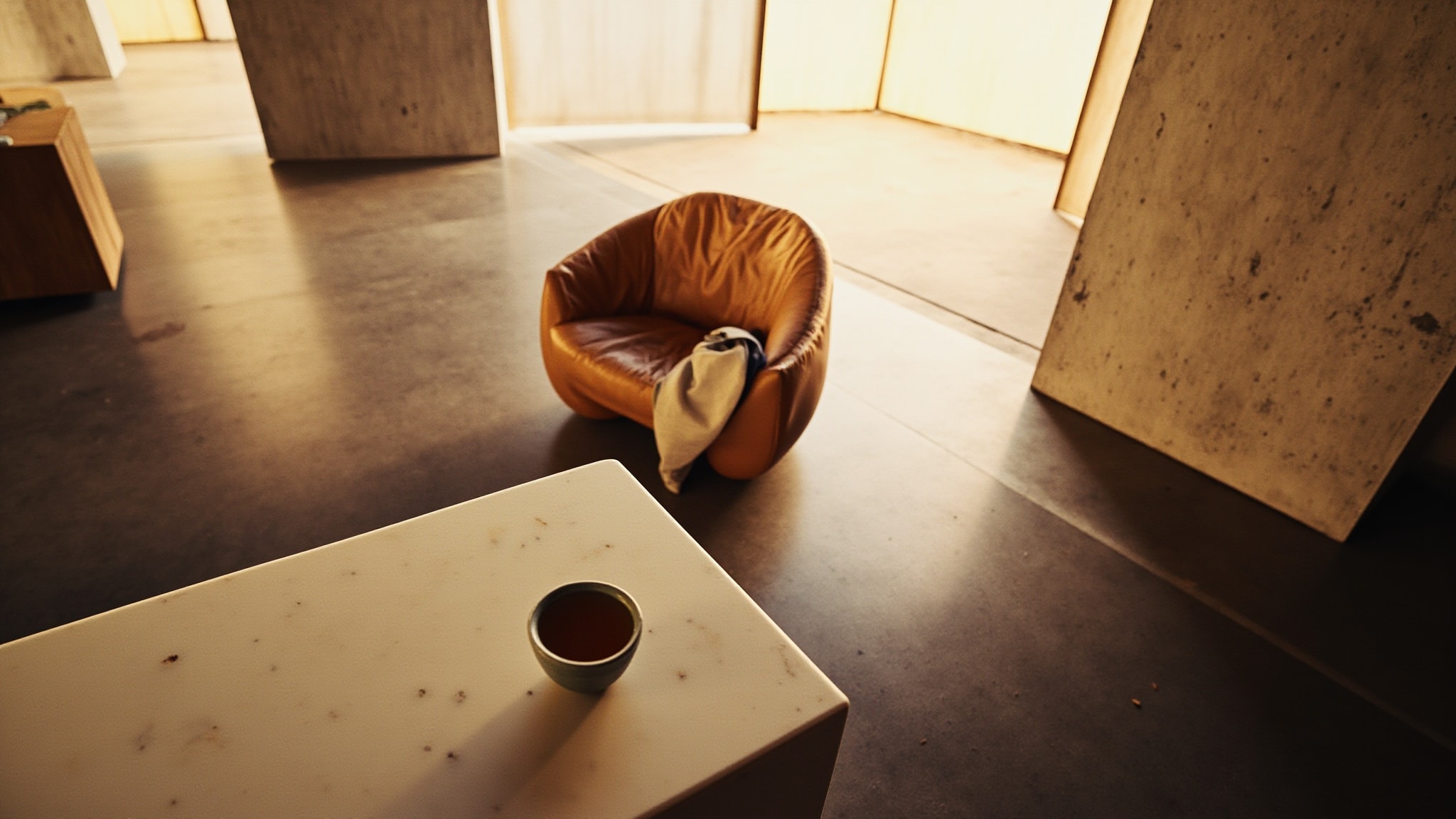 1+1 Hongkong Oolong by NEZ. Atmospheric mood