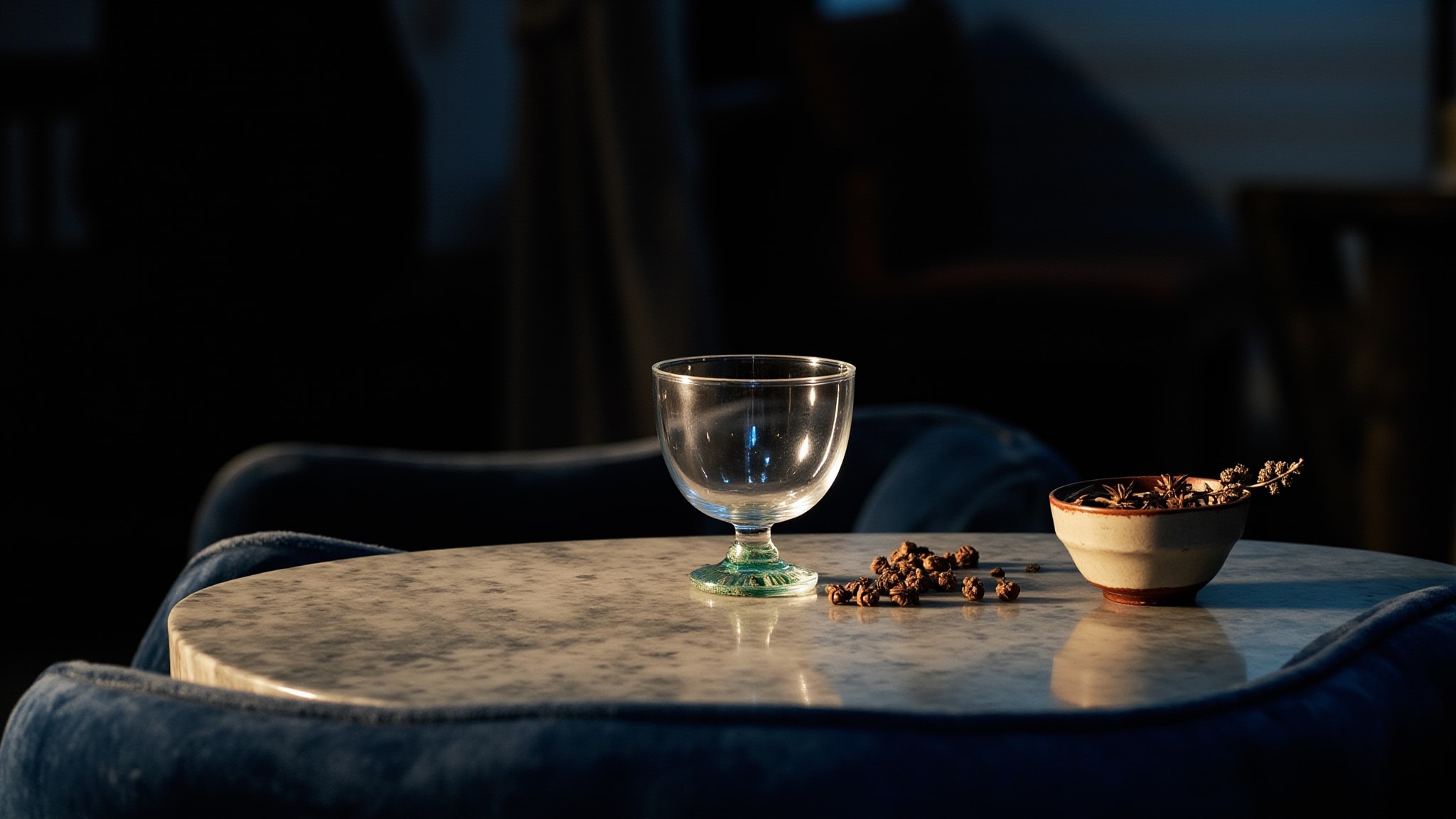 Night Caviar by Paris Elysees. Atmospheric mood