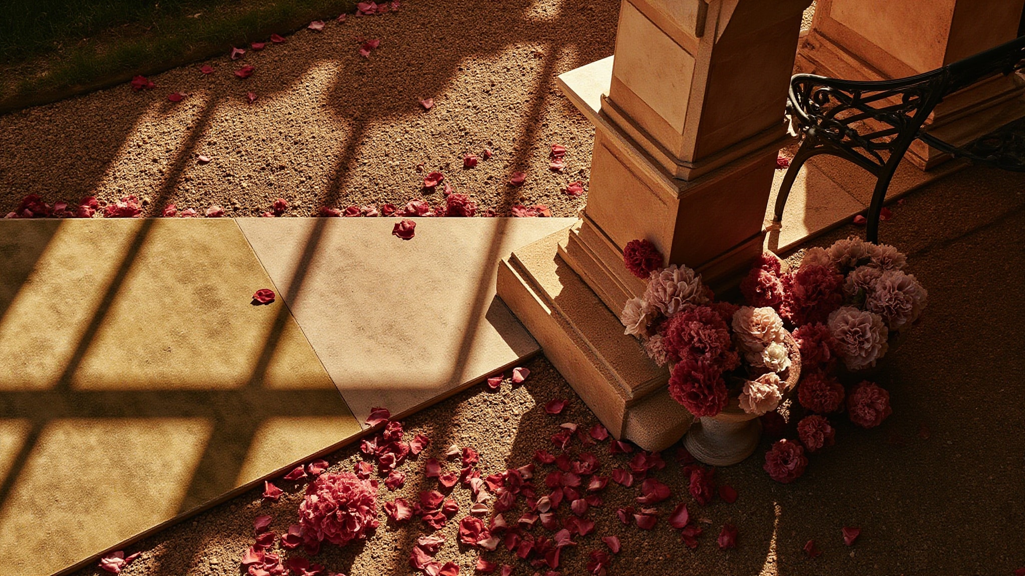 Parco Palladiano VI: Rosa by Bottega Veneta. Atmospheric mood