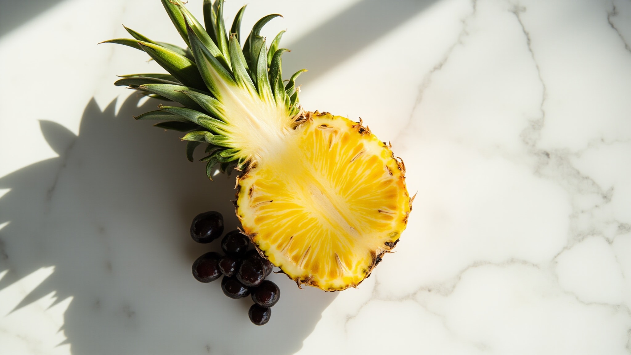 Pineapple Vintage X Batch by Parfums Vintage. Atmospheric mood