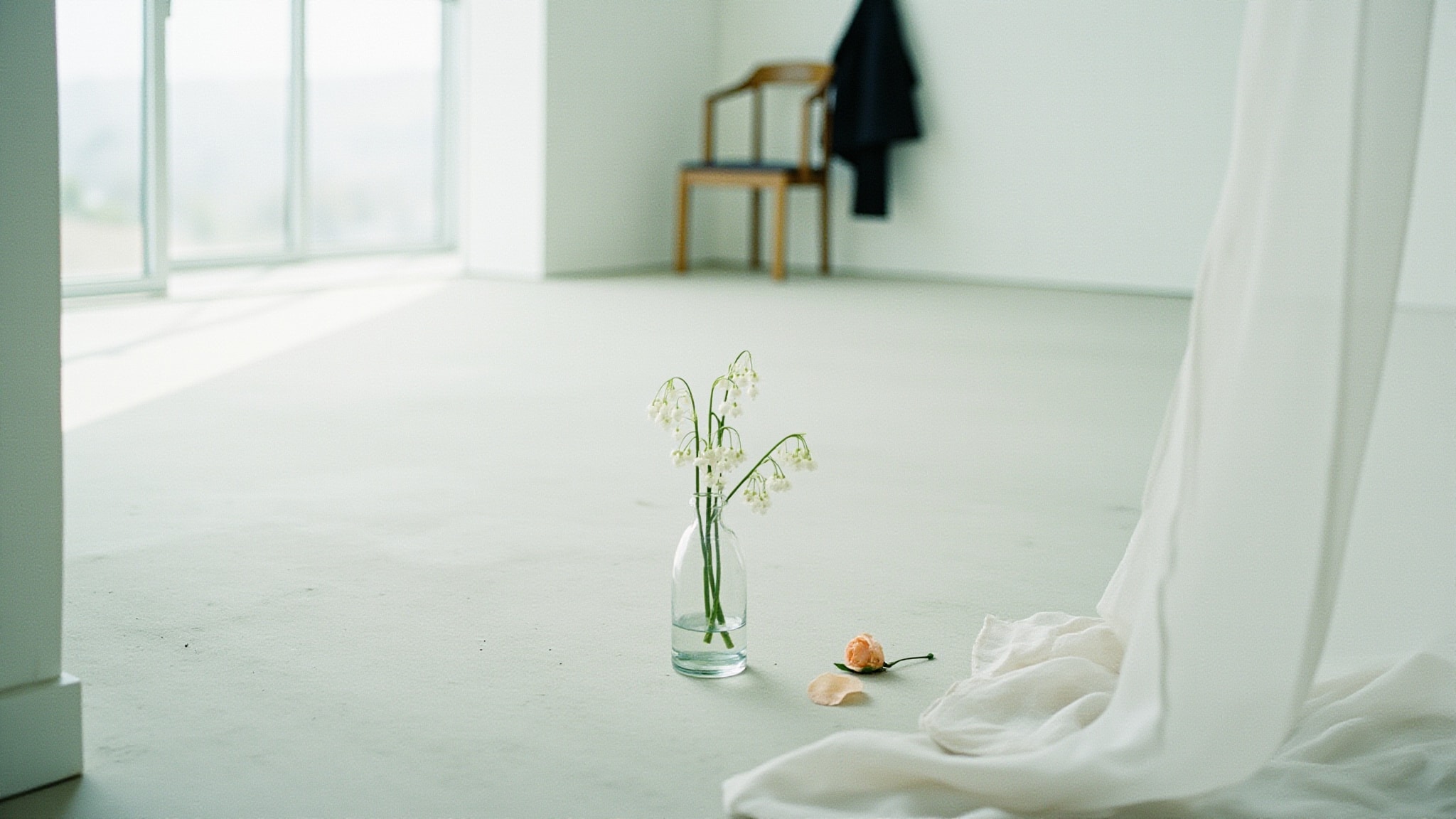 Rose & Lily of the Valley by Sholayered. Atmospheric mood
