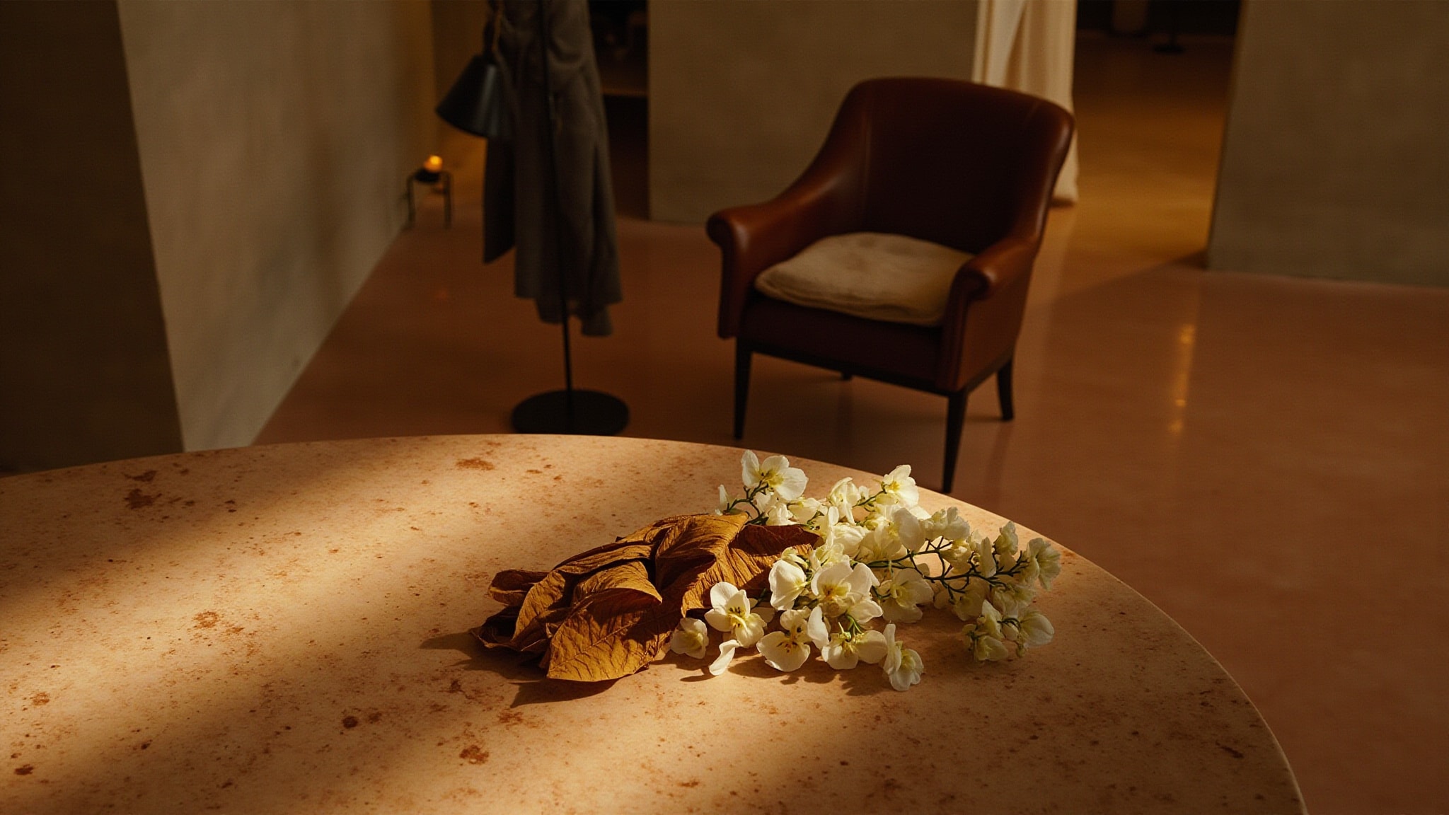 Jasmine Tobacco by Smell Bent. Atmospheric mood