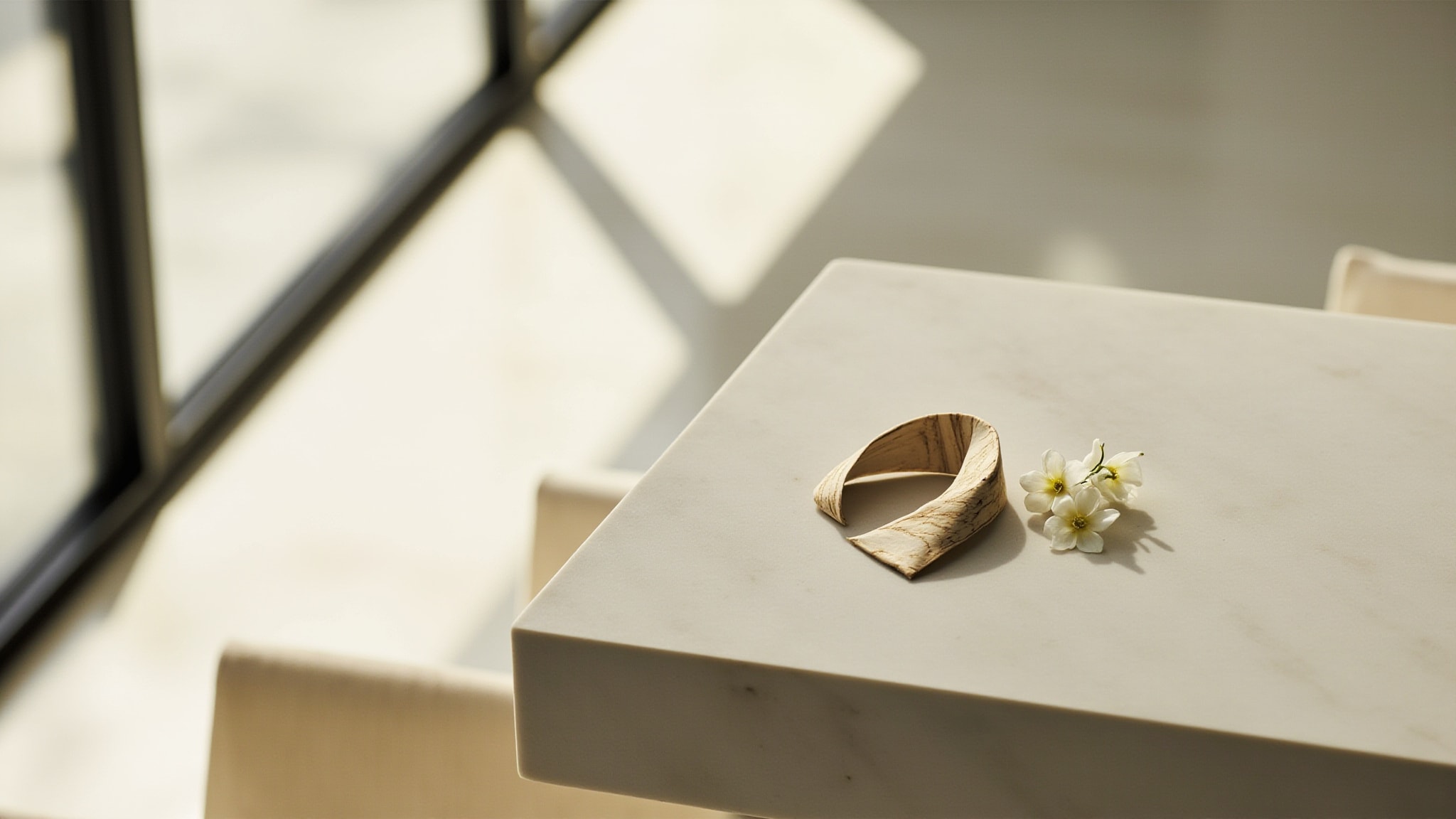 Skin + Wood by Stellair Perfumes. Atmospheric mood
