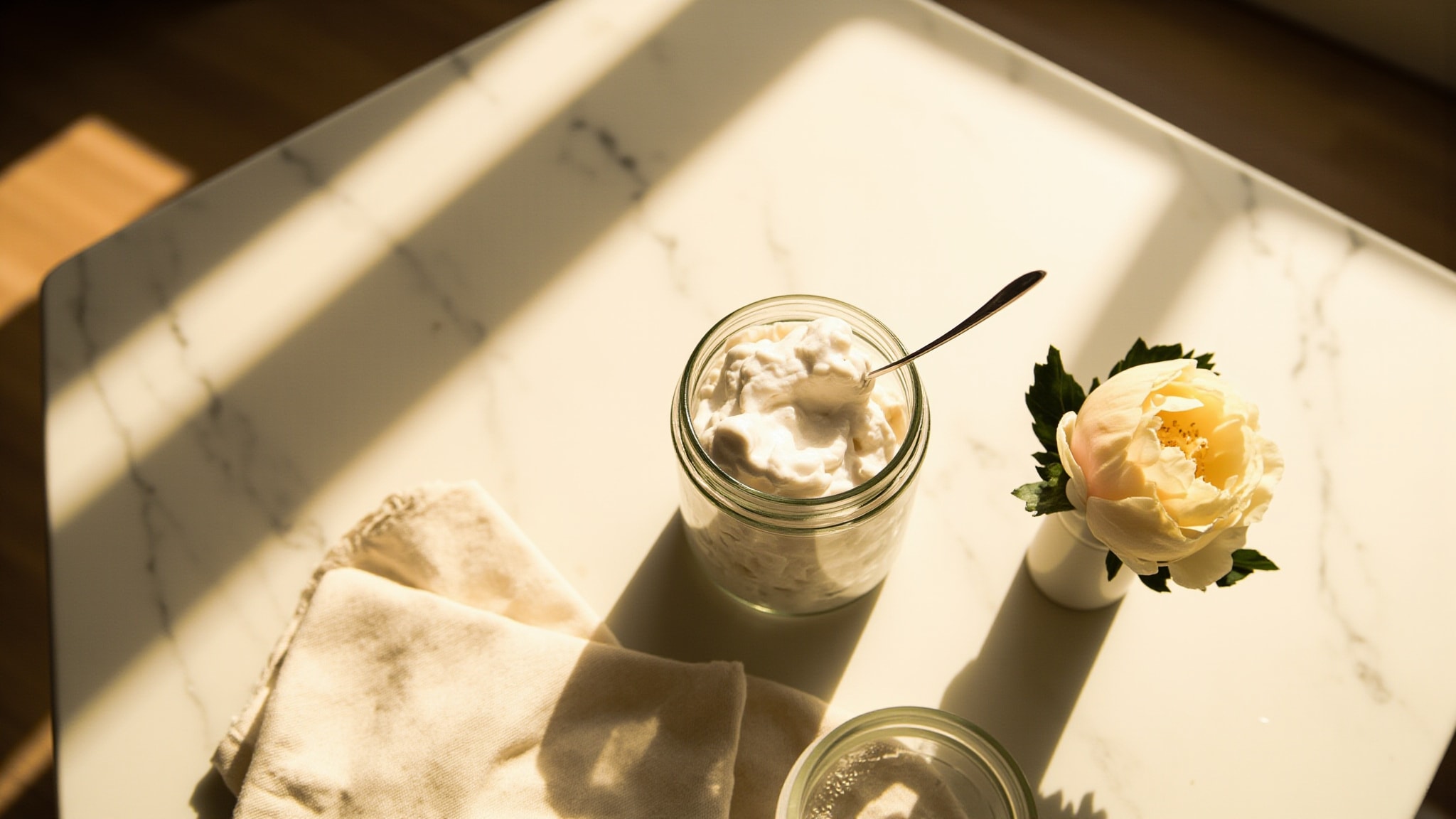 Marshmallow Fluff by Sugar Milk Co.. Atmospheric mood