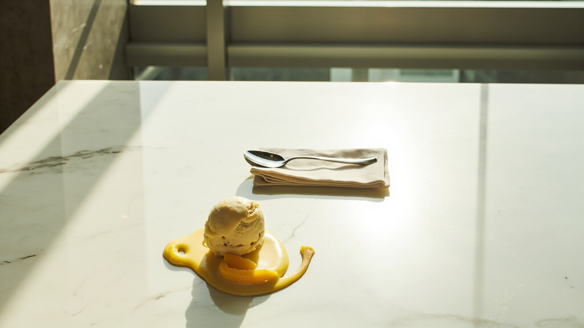 Vanilla Lemon Gelato by The Dua Brand. Atmospheric mood
