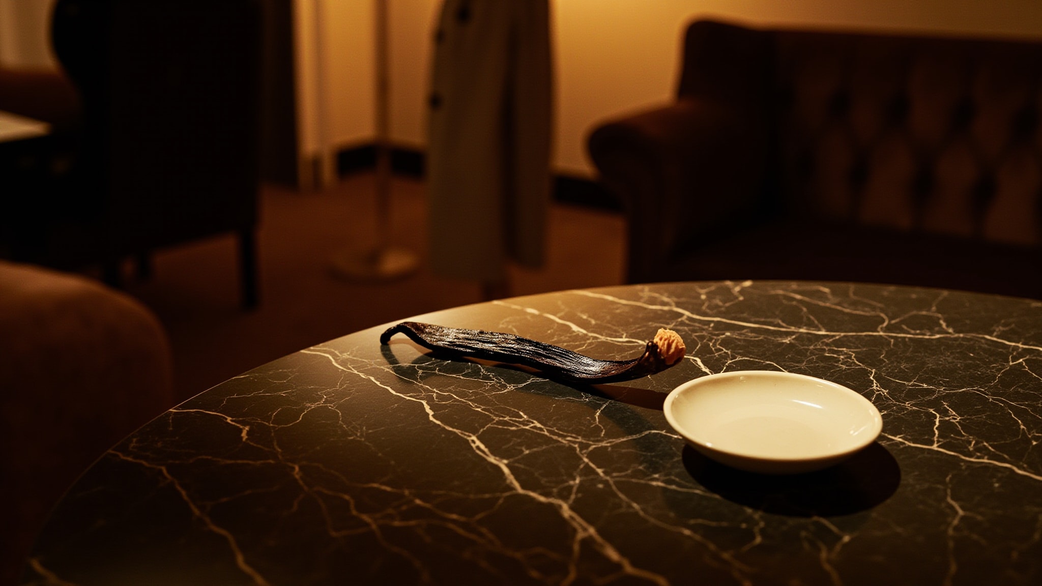 Sensual Smoke by Unscripted. Atmospheric mood