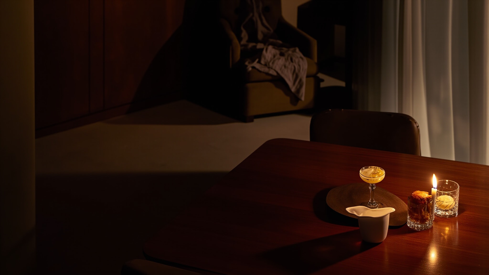 Velvet Orchid by Tom Ford. Atmospheric mood