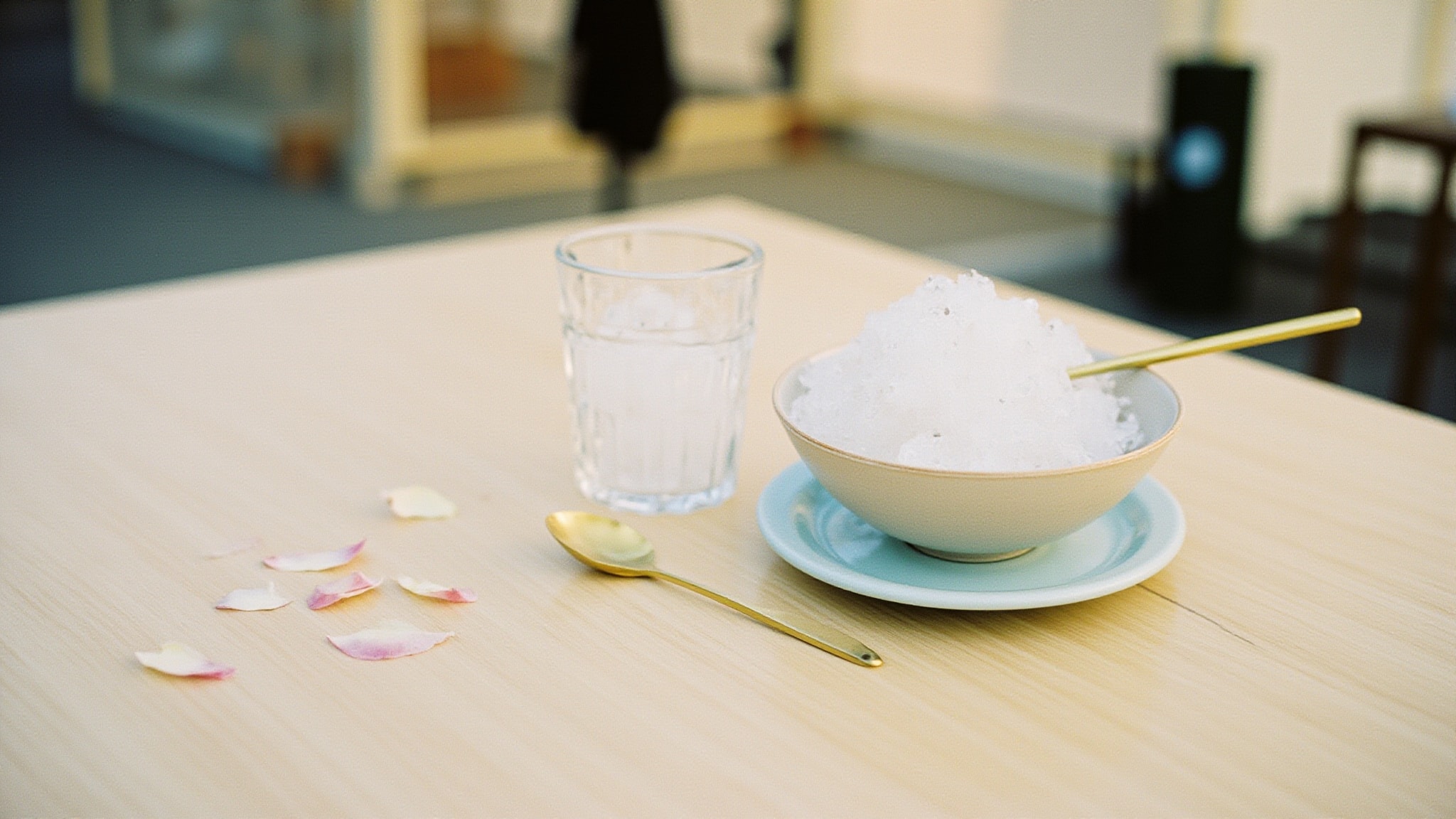 White Crush by Obvious. Atmospheric mood